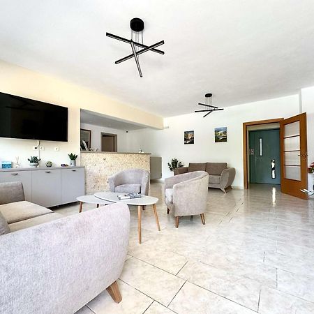 Manolis Apartments Плакіас Екстер'єр фото